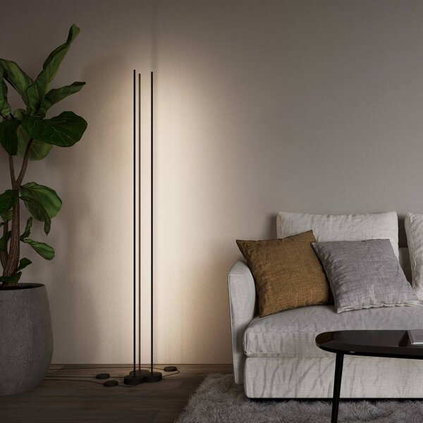 Wever & Ducré Lighting Lampa stojąca Finlin, możliwość ściemniania, czarny, salon / jadalnia, aluminium, nowoczesny