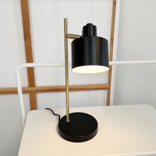 Dyberg Larsen Lampa stołowa Ocean, czarna/mosiężna, 43 cm Ocean, czarny, salon / jadalnia, metal, skandynawski
