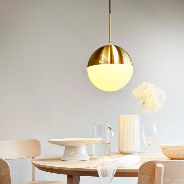 Dyberg Larsen Lampa wisząca Nova D25, możliwość ściemniania, mosiężny / złoty, salon / jadalnia, metal, skandynawski