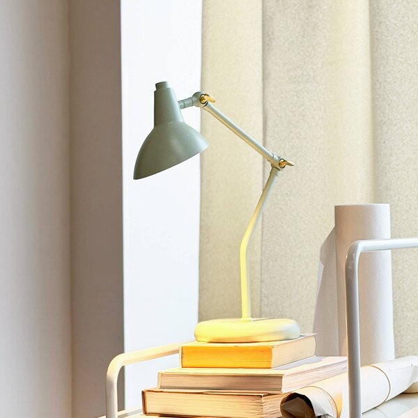 Dyberg Larsen Lampa stołowa Vela, zielony, salon / jadalnia, metal, skandynawski