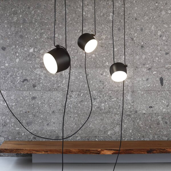 FLOS Lampa wisząca AIM, możliwość ściemniania, czarny, salon / jadalnia, aluminium, design