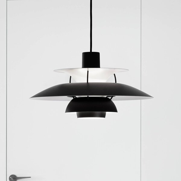 Louis Poulsen Lampa wisząca designerska PH 5 500, możliwość ściemniania, czarny, salon / jadalnia, aluminium, design