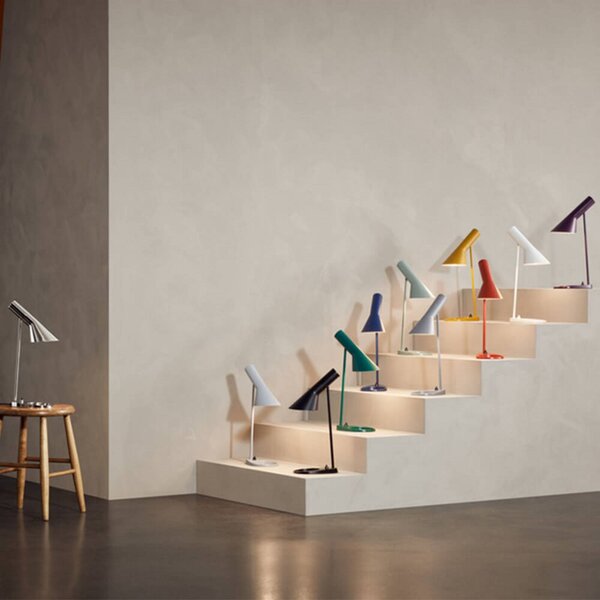 Louis Poulsen Lampa stołowa AJ Mini, biały / opal, salon / jadalnia, metal, design
