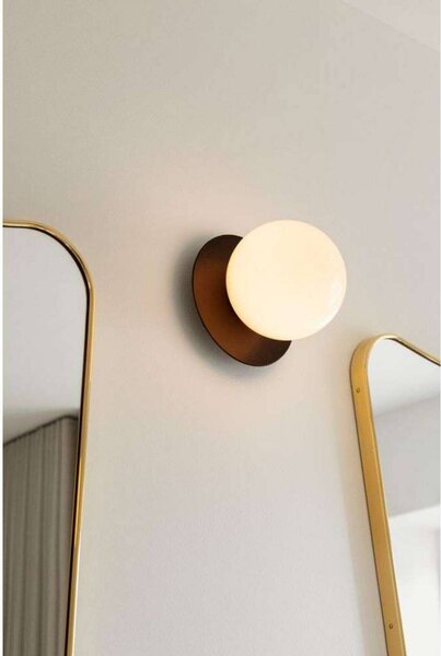 Nuura Kinkiet designerski Liila 1 Medium, możliwość ściemniania, brązowy / mosiężny, łazienka, metal, design
