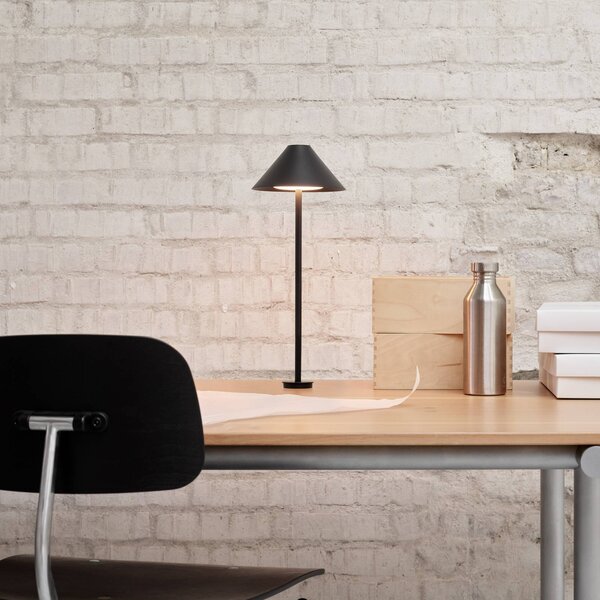Louis Poulsen Keglen lampa stołowa Pin 3000 K czarna Keglen, możliwość ściemniania, czarny, salon / jadalnia, aluminium, design