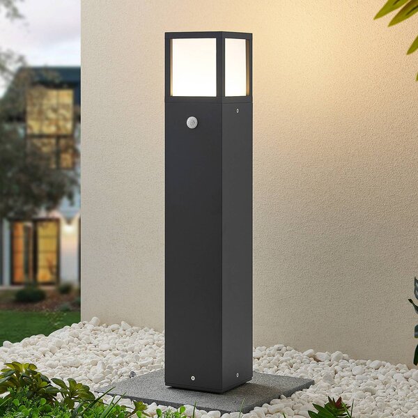 Słupek oświetleniowy LED Dewari, czujnik ruchu, 65 cm, IP54 Dewari Lucande, aluminiowy / szary / cynkowy, aluminium, nowoczesny