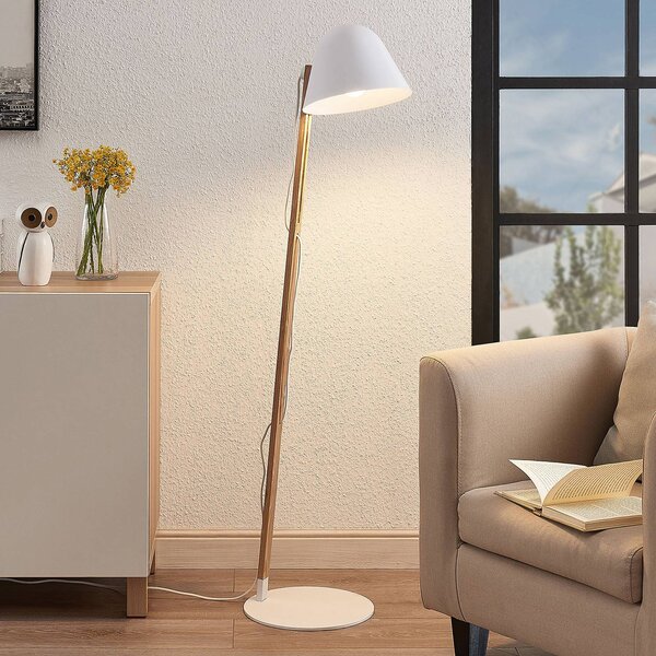 Lampa stojąca Tetja Lindby, jasne drewno, salon / jadalnia, metal, skandynawski