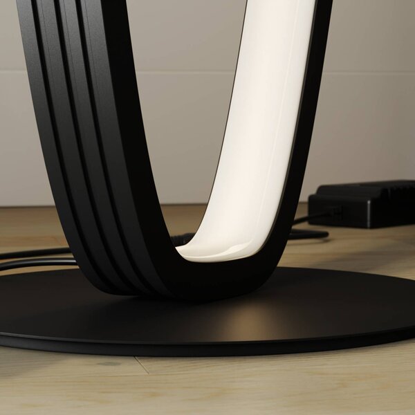 Lampa stojąca LED Bronwyn Lucande, możliwość ściemniania, czarny, salon / jadalnia, aluminium, nowoczesny