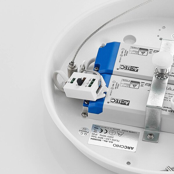 Lampa wisząca Sharelyn Arcchio, możliwość ściemniania, biały / opal, kuchnia, aluminium, nowoczesny