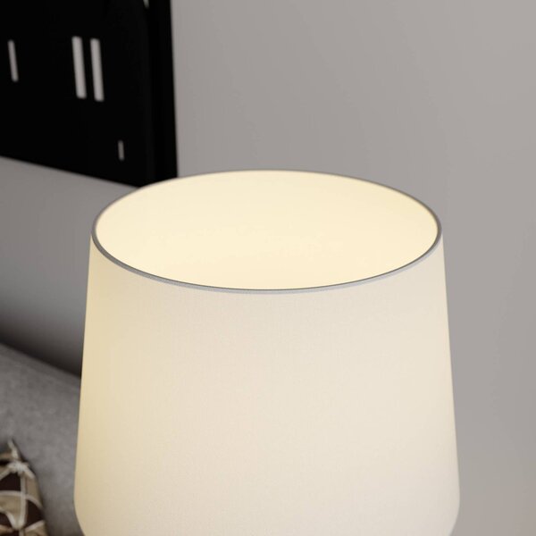 Lampa stojąca Benjiro Lindby, biały / opal, salon / jadalnia, tkanina / materiał / jedwab, nowoczesny