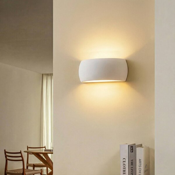 Kinkiet Curve SOLLUX LIGHTING, możliwość ściemniania, biały / opal, salon / jadalnia, ceramika, nowoczesny