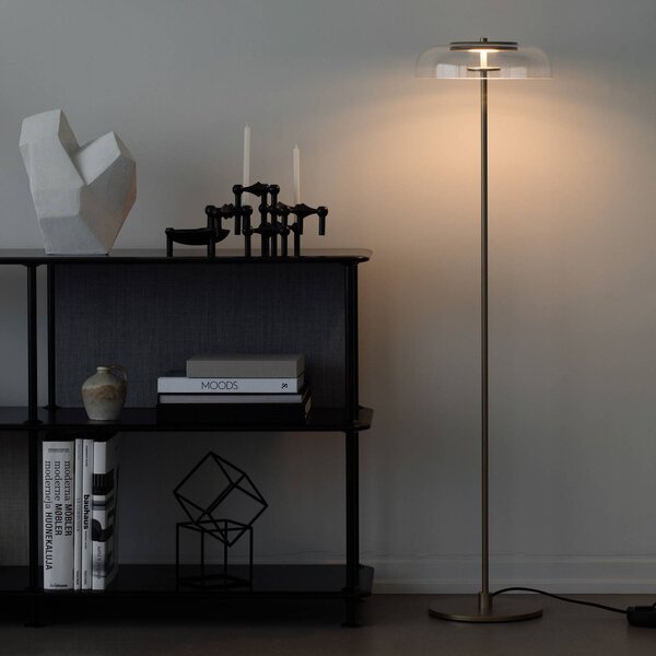 Nuura Aps Lampa stojąca LED Blossi, możliwość ściemniania, mosiężny / złoty, salon / jadalnia, metal, skandynawski
