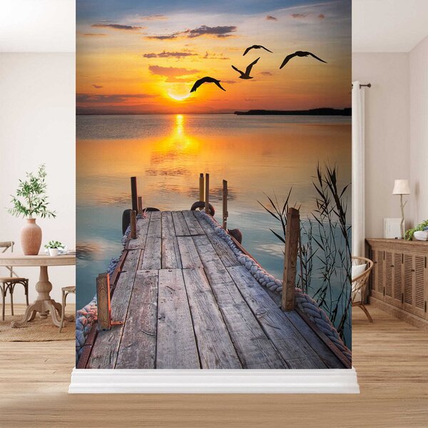 Fototapeta Dok z ptakami latającymi nad wodą, Fototapety Natura, Popularne Fototapety, u57673 - Tapeko.pl