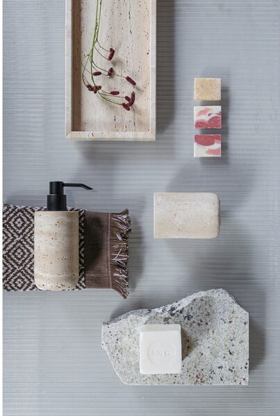 Beżowy kamienny dozownik do mydła 250 ml Travertine – Mette Ditmer Denmark