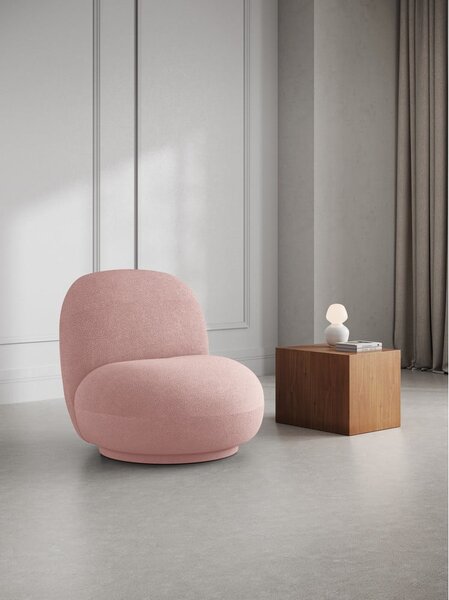 Jasnoróżowy fotel z materiału bouclé Chuck – Micadoni Home