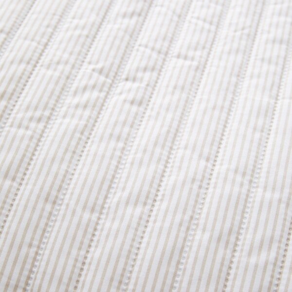 Beżowa narzuta pikowana 220x230 cm Stripe – Catherine Lansfield