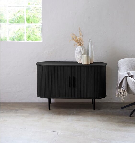 Czarna komoda w dekorze dębu z drzwiami przesuwnymi 120x76x45 cm Nola – Unique Furniture