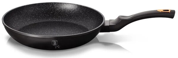 Czarna patelnia z powłoką anty-przywierającą 28 cm K2-A73