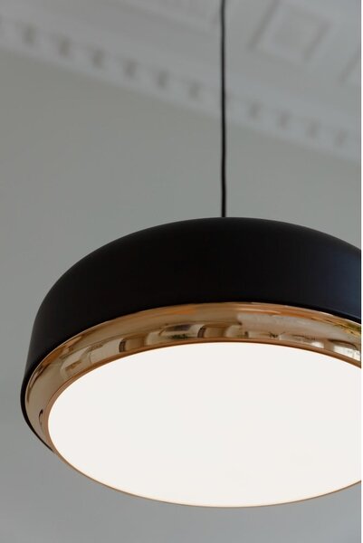 Czarna lampa wisząca LED z metalowym kloszem ø 40 cm Hazel medium – UMAGE