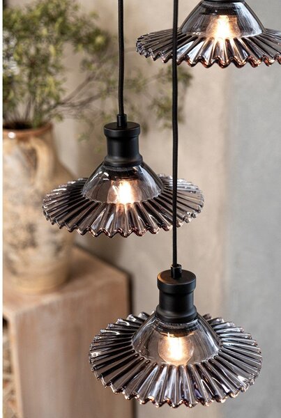 Czarna lampa wisząca ze szklanym kloszem ø 22 cm Novia – Markslöjd
