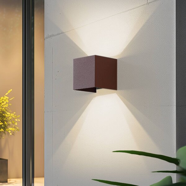 Lindby Smart – kinkiet zewnętrzny LED Dara, w kolorze rdzy, kątowy, CCT RGB, Dara Lindby, możliwość ściemniania, brązowy / rdzawy, tworzywo sztuczne, nowoczesny