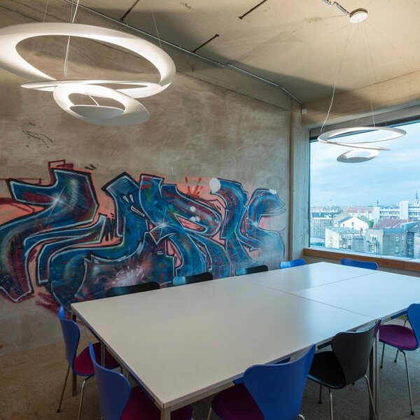 Artemide Lampa wisząca designerska Pirce Mini, możliwość ściemniania, biały / opal, salon / jadalnia, aluminium, design