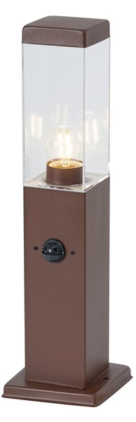 Lampa zewnętrzna rdzawobrązowa z przezroczystym szkłem 45 cm IP44 z gniazdem i czujnikiem ruchu - Malios