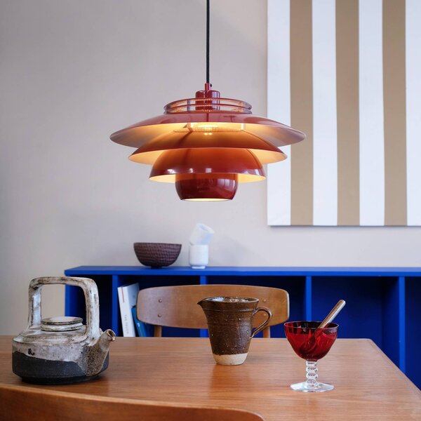 Dyberg Larsen Lampa wisząca designerska Ejka, możliwość ściemniania, czerwony, salon / jadalnia, metal, design