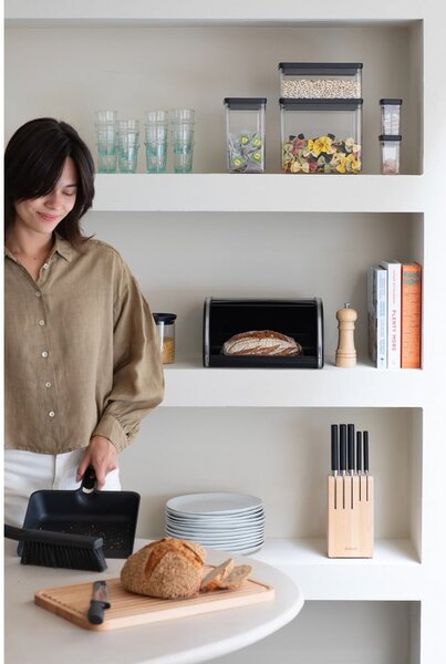 Stalowy chlebak Roll Top – Brabantia