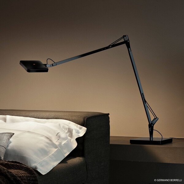 FLOS Lampa stołowa LED KELVIN, czarny, biuro, aluminium, design