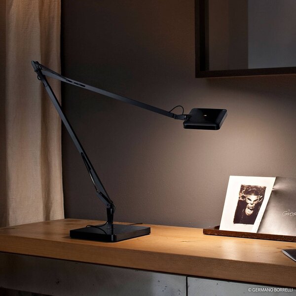 FLOS Lampa stołowa LED KELVIN, czarny, biuro, aluminium, design