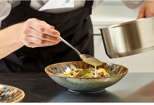 Brązowy głęboki porcelanowy talerz ø 21 cm Resto – BonBistro