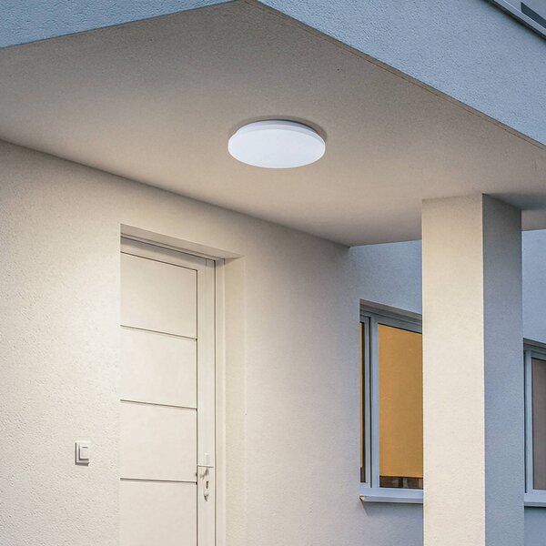 Lindby – lampa sufitowa zewnętrzna LED Kirkola, 3000 K, Ø 34 cm, biała Kirkola, biały / opal, tworzywo sztuczne