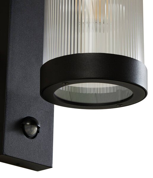 Lampa zewnętrzna z czujnikiem ruchu Yrene Lindby, możliwość ściemniania, czarny, aluminium, nowoczesny