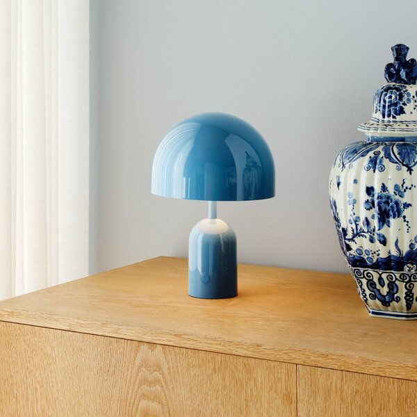 Tom Dixon Lampa stołowa na akumulator BELL PORTABLE, jasnoniebieska 28 cm IP44 możliwość ściemniania, niebieski, salon / jadalnia, tworzywo sztuczne, design