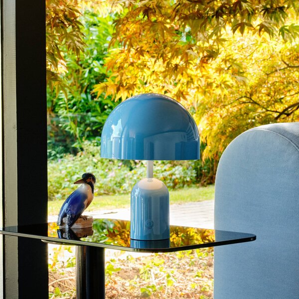 Tom Dixon Lampa stołowa na akumulator BELL PORTABLE, jasnoniebieska 28 cm IP44 możliwość ściemniania, niebieski, salon / jadalnia, tworzywo sztuczne, design