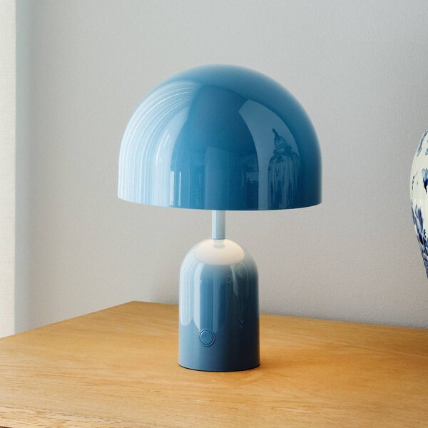 Tom Dixon Lampa stołowa na akumulator BELL PORTABLE, jasnoniebieska 28 cm IP44 możliwość ściemniania, niebieski, salon / jadalnia, tworzywo sztuczne, design