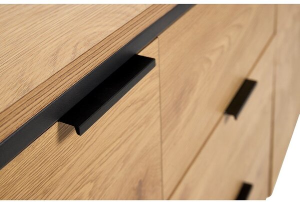 Komoda w dekorze dębu w naturalnym kolorze 155x81x45 cm Cesura – Unique Furniture