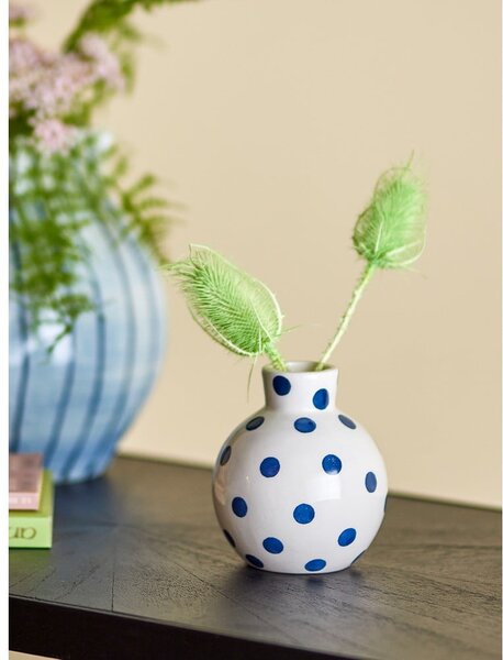 Biały ceramiczny ręcznie malowany wazon (wysokość 11 cm) Fian – Bloomingville