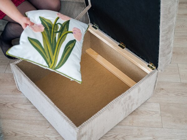 Ciemnozielona pufa SMART COSARO z miejscem do przechowywania 65x65 cm