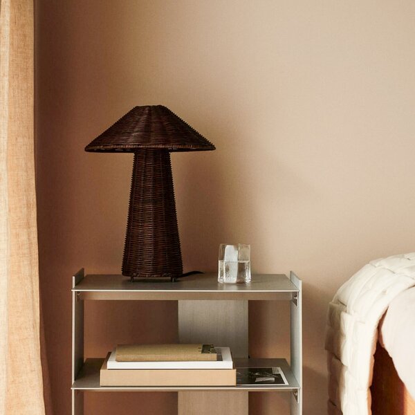 Lampa Stołowa ferm LIVING, Dou, brąz rdzawy, salon, drewno, design
