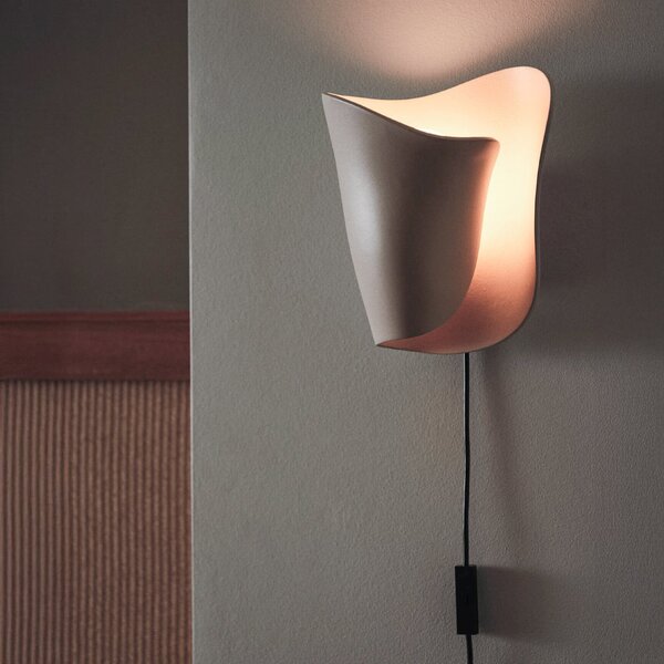 Lampa Ścienna ferm LIVING, OYSTER, beżowy, salon, aluminium, design