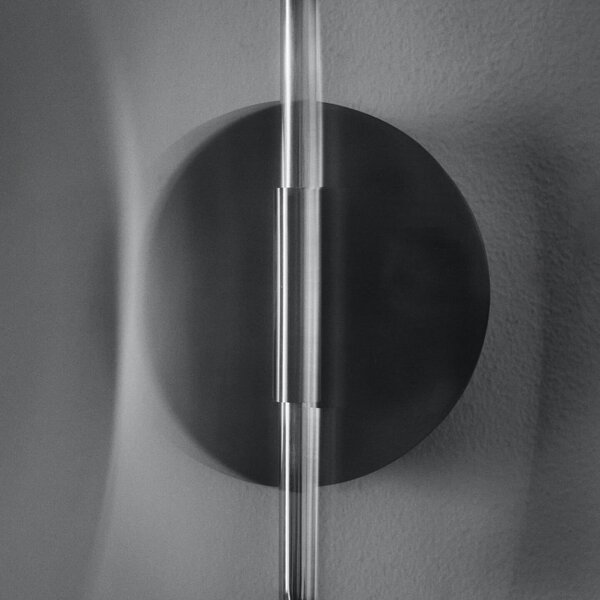 Lampa Ścienna ferm LIVING, Arum, ściemnialny, metaliczny, salon, stal szlachetna, design