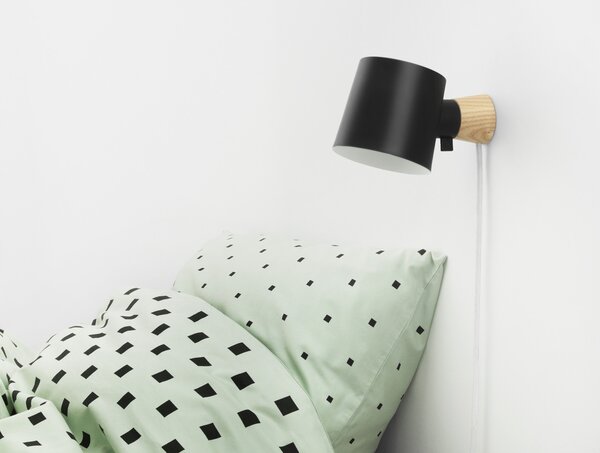 Lampa Ścienna Normann Copenhagen, czarny, salon, metal