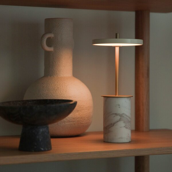 Zewnętrzna Lampa UMAGE, Asteria Move Mini, ściemnialny, biały, taras, kamień, design