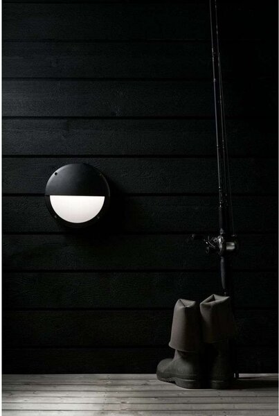 Lampa Ścienna Markslöjd, czarny, taras, metal