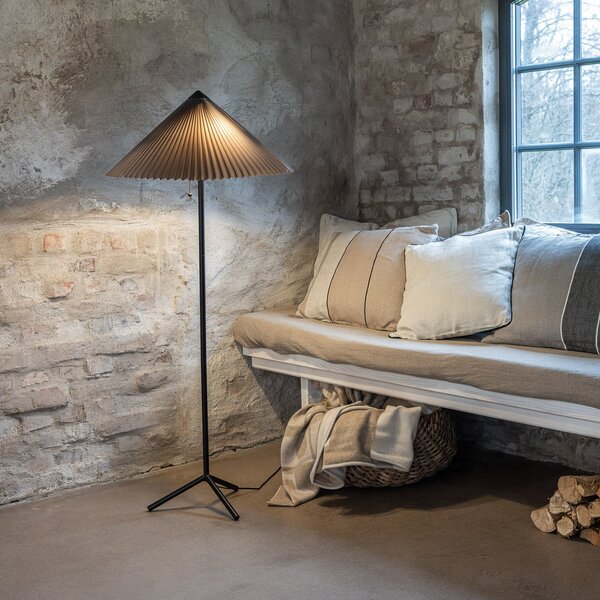 Lampa Podłogowa Markslöjd, Plisado, czarny, salon, metal, skandynawski