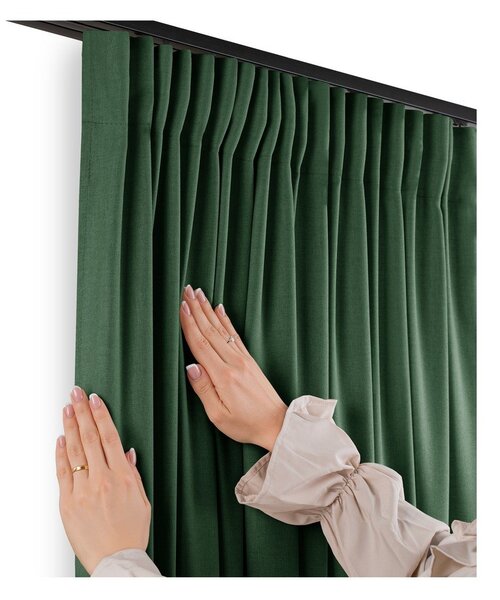 Ciemnozielona zasłona częściowo zaciemniająca (dimout) 140x250 cm Calisto – Filumi