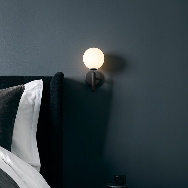 Lampa Ścienna Nuura Aps, Miira Wall, ściemnialny, czarny, salon, metal, design