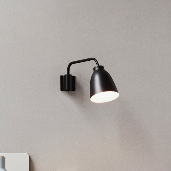 Lampa Ścienna FRITZ HANSEN, Caravaggio, ściemnialny, czarny, salon, metal, design